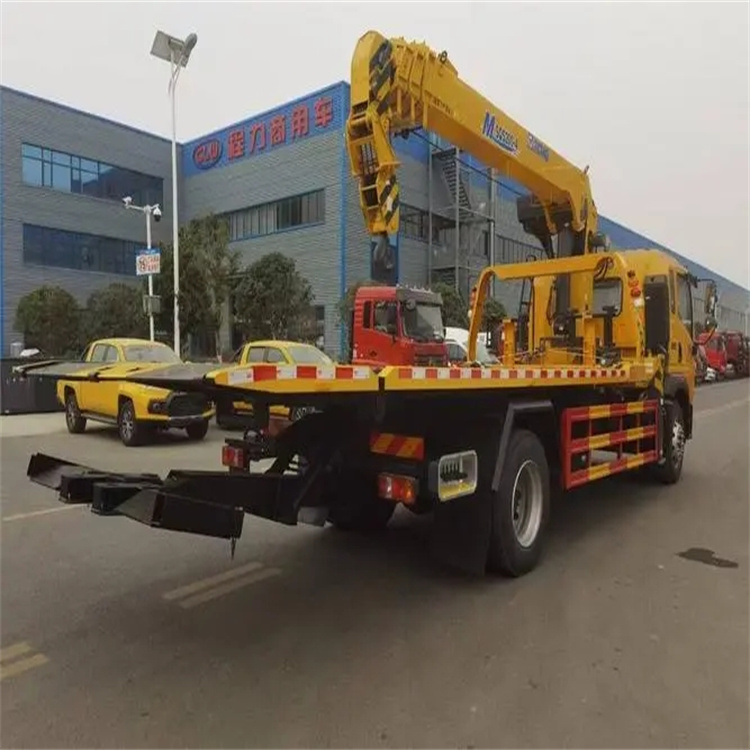 河东附近小随车吊出租电话，轻松解决搬运烦恼